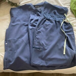 Space Navy FIGS scrub set XXL